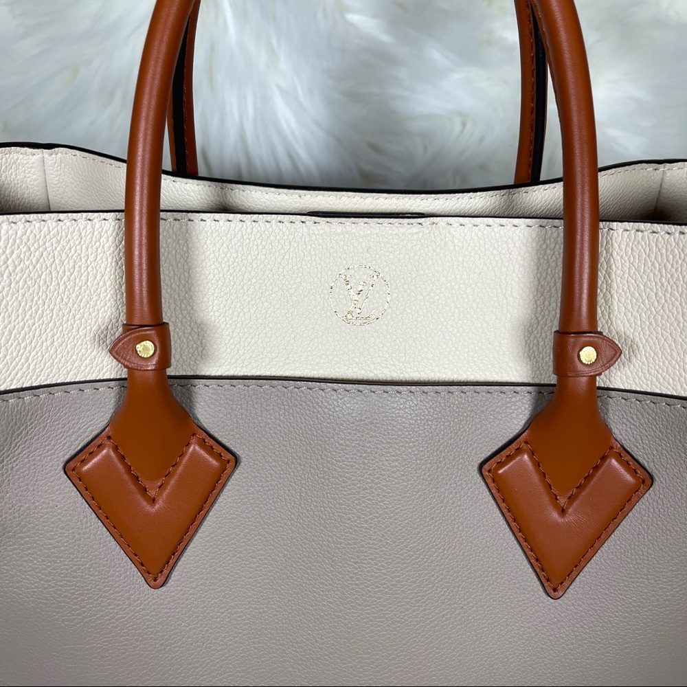 Louis Vuitton On My Side Satchel - Picture 6 of 16